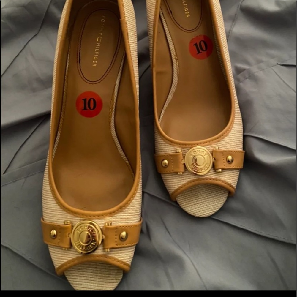 tommy platforms - size 10 women’s